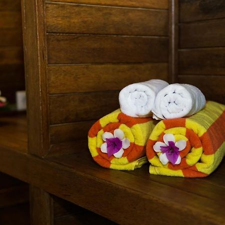 Gatri Hut Hotel Lembongan Kültér fotó