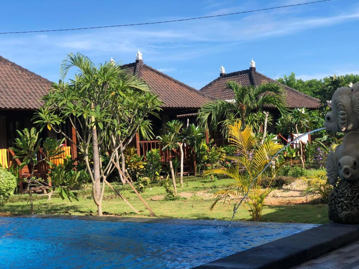 Gatri Hut Hotel Lembongan Kültér fotó
